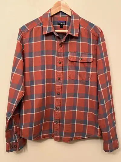 Patagonia Men's Organic Cotton Long Sleeve Flannel Plaid Small, View more