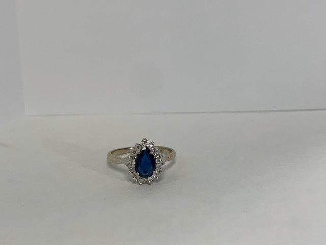 3.299g 10K White Gold Ring w/ Pear Cut Sapphire In Halo Setting in Jewellery & Watches in New Glasgow