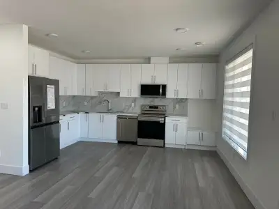 Walkout Basement for Rent – Estates of Granville, Edmonton Spacious and bright 2-bedroom walkout bas...
