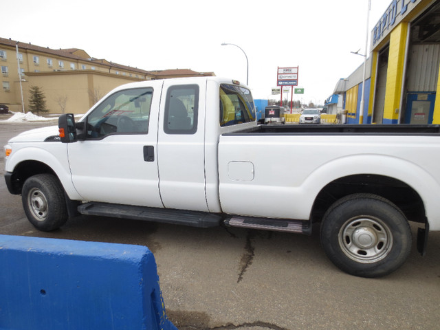 2012 f250 4by4 in Cars & Trucks in Fort St. John - Image 3