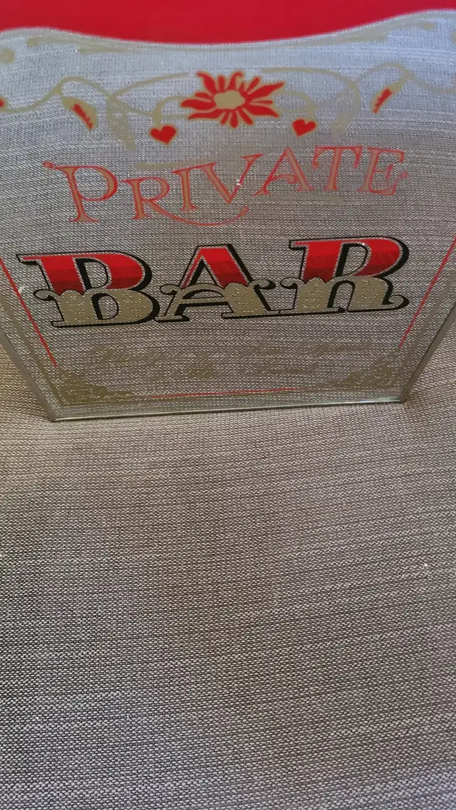 Vintage Private Bar Wall Mirror in Arts & Collectibles in City of Toronto - Image 3