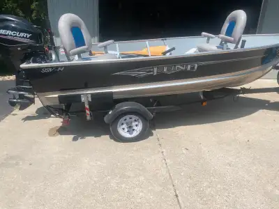 14’ Lund with 25hp Mercury 4 stroke long shaft. Floor, bilge pump, lights, seats rod holders. Only u...