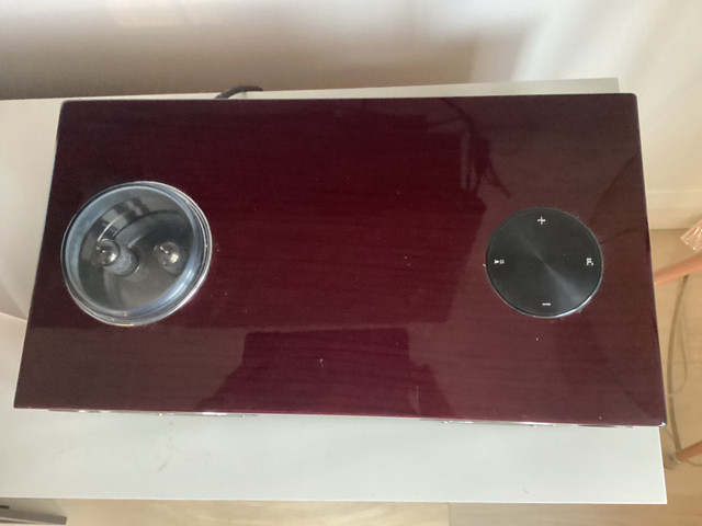Samsung Bluetooth Speaker in Speakers in Cambridge - Image 2