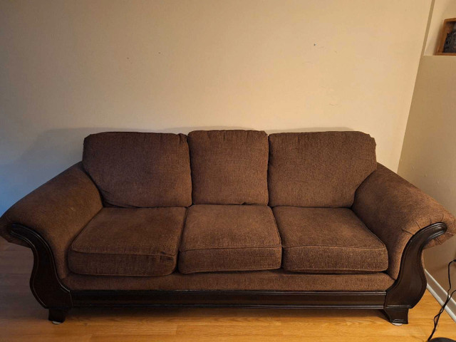 Couch and Coffee Table in Couches & Futons in Bedford