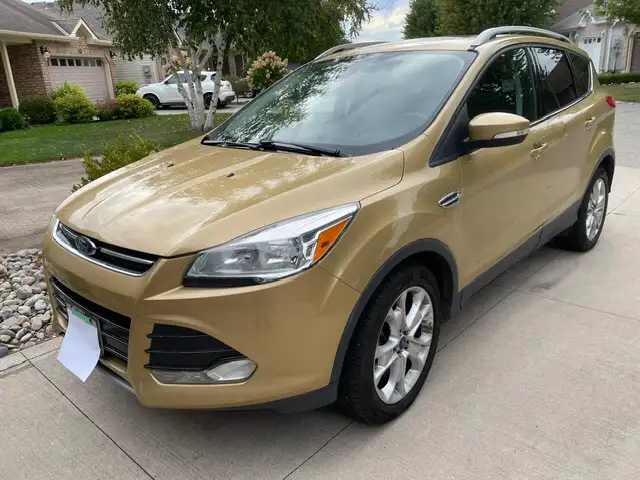 2015 Ford Escape Titanium 2L AWD Automatic 577858230939832326