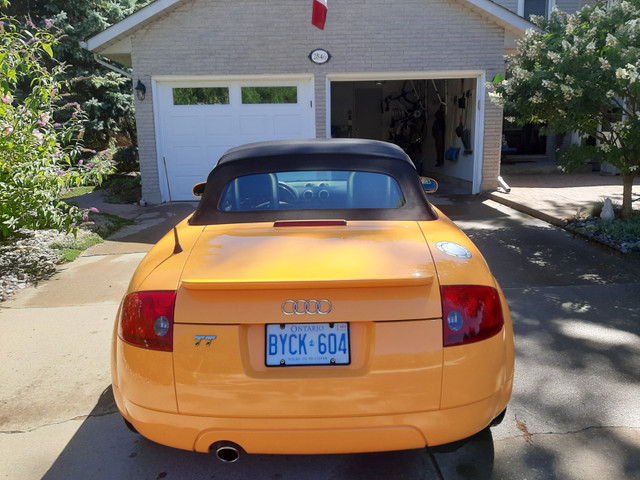 2004 Audi TT Roadster Convertible in Cars & Trucks in Sarnia - Image 3