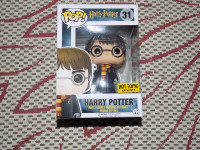 FUNKO POP HARRY POTTER WITH OWL #31, HOT TOPIC EXCLUSIVE FIGURE