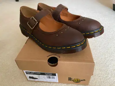 Doc Marten's Flower Mary Janes size 9 New in box, View more