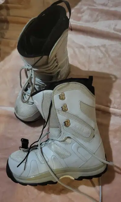 Ladies size 9 snowboard Boots. $25 obo