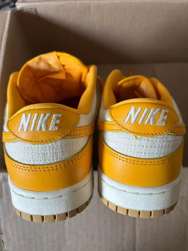 New without box, Nike Dunk Low, men size 11.5 in Men's Shoes in Oshawa / Durham Region - Image 5