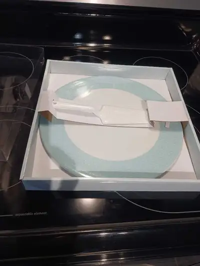 Assiette à gâteau ou tarte en céramique avec spatule , View more