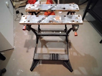 Foldable work table 