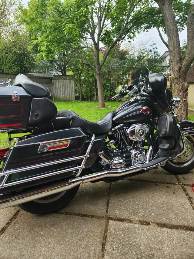 2007 HD Ultra Classic in Touring in Hamilton - Image 3