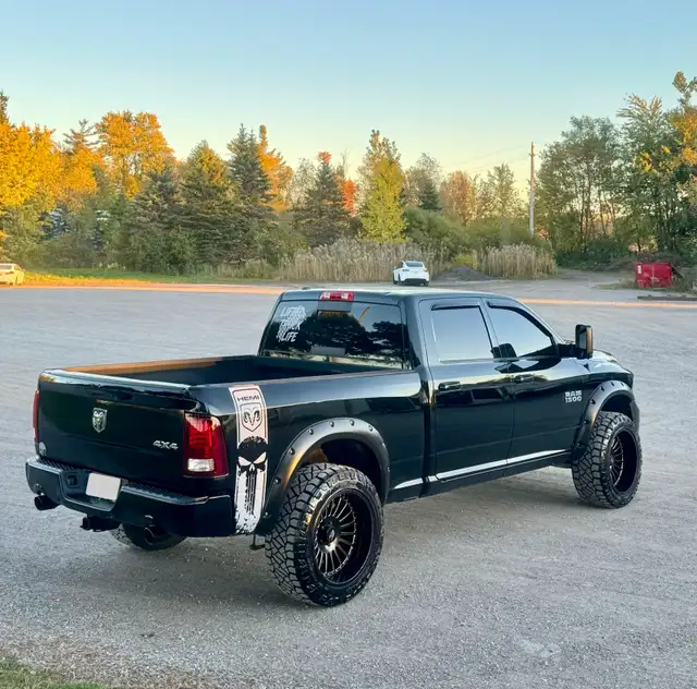 Dodge Ram 1500589628651707443203