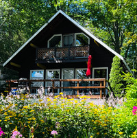 Lakefront Cottage Rentals