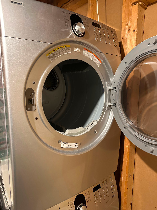 Selling dryer for parts in Washers & Dryers in Kitchener / Waterloo - Image 3