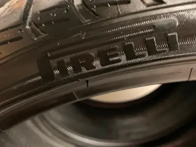 Full set Pirelli 255/30R20