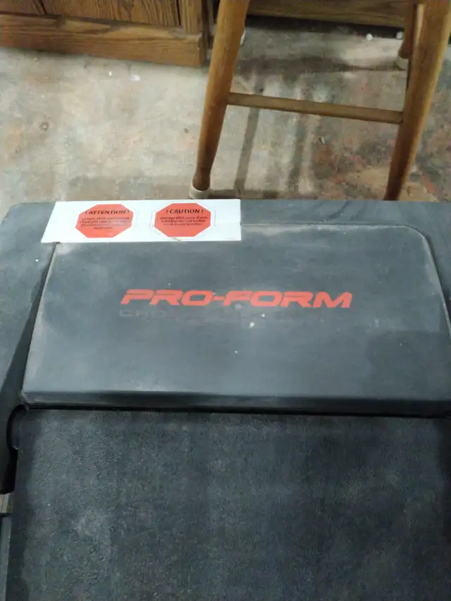 Pro Form Variable Speed Incline Treadmill in Exercise Equipment in Prince Albert - Image 3