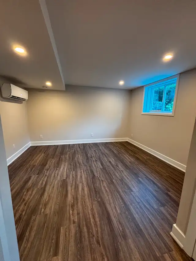 Newly Renovated 1-Bedroom Apartment for Rent (Central City East)63654769383425122