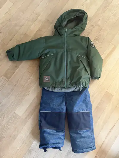 Toddler winter jacket and snowpants (18-24m), View more