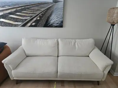 Sofa spacieux, View more