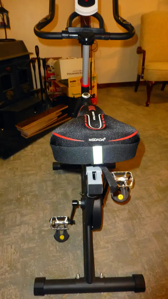 Soozies Fitness Stationary Bicycle, Model:  A90-144 in Health & Special Needs in Ottawa - Image 5