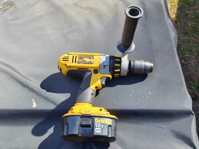 DeWalt DC925, 18V XRP Series 1/2 Cordless Hammer Drill Driver in Other in Windsor Region - Image 7