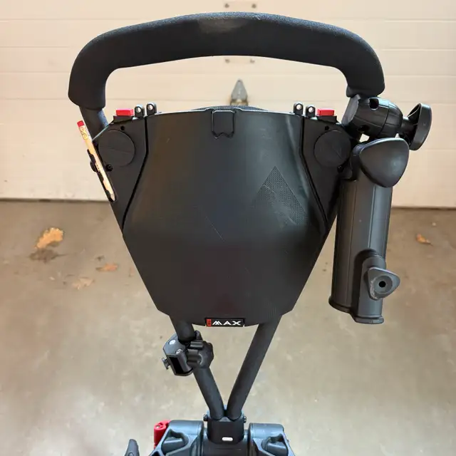 Big Max TI Two Golf Push Cart in Golf in Guelph - Image 4