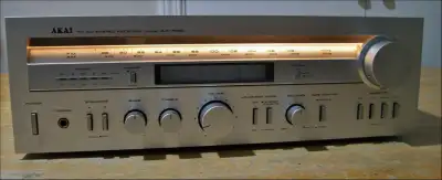 DEAL/$175/RETRO/Made in JAPAN/Akai AA-R20/52 Watt 2-Ch Receiver., View more
