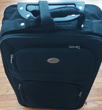 traveling luggage