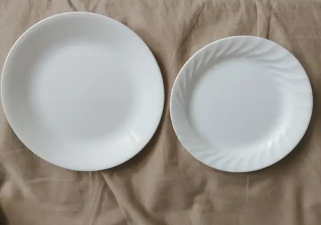 2 PURE WHITE CORELLE PLATES64519991948930120