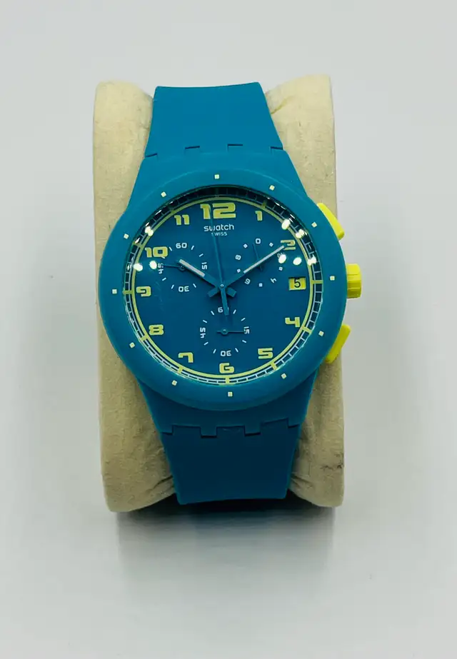 Swatch Montre in Jewellery & Watches in City of Montréal - Image 2