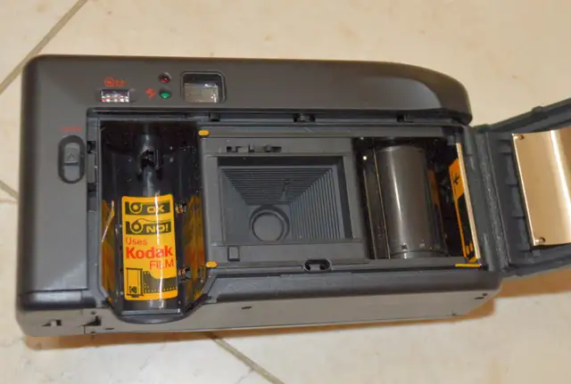 KODAK 835AF 35MM CAMERA64556776319618127