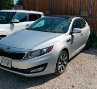 2011 Kia Optima EX Luxury w Nav GDI 20K on KIA replaced engine