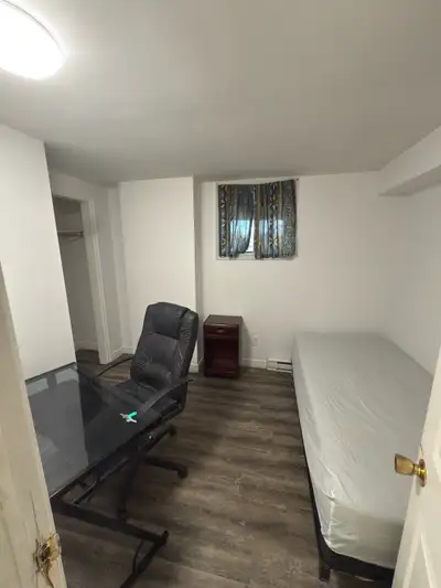 140 Belcher Newly renovated room for rent ! *minutes away from down town Kentville with all amenitie...