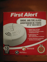 First Alert Smoke and Fire detector alarm
