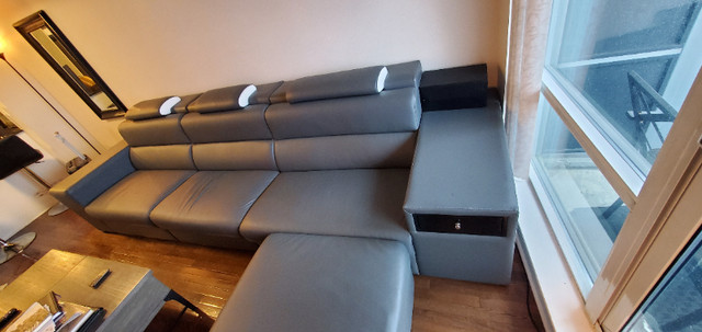 Leather Couch for Sale $399 or best offer in Couches & Futons in Mississauga / Peel Region - Image 2