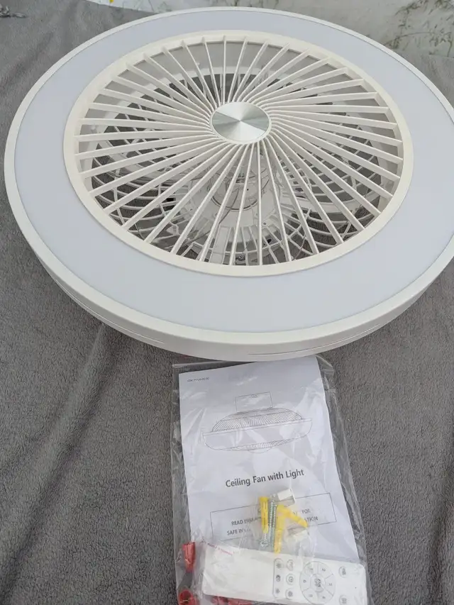 Modern Ceiling Fan with LED Light & Remote Control – Flush Mount in Indoor Lighting & Fans in Mississauga / Peel Region - Image 6
