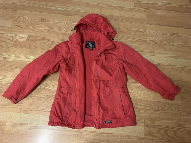 Woman's Winter Coat Misty Mountain Size XL: - $30 in Women's - Tops & Outerwear in Ottawa