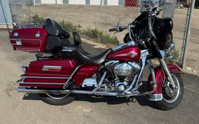 2005 Ultra Classic 88 cubic is ready to hit the road – whether you’re cruising locally or heading cr...