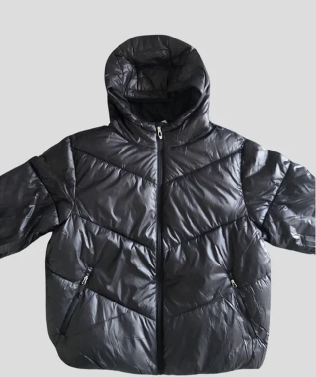 Spyder Super Puff Hooded Jacket - Insulated Size MNWT in Women's - Tops & Outerwear in City of Toronto - Image 3