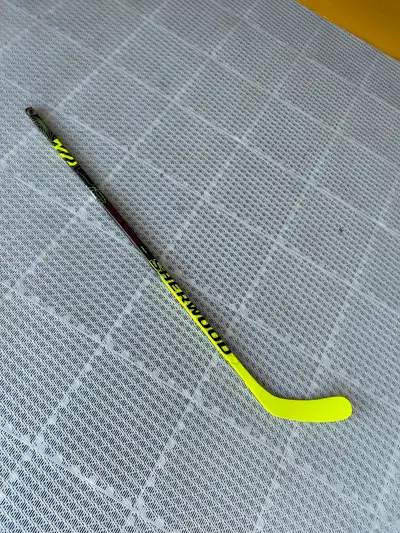 SHERWOOD REKKER LEGEND 3 JUNIOR HOCKEY STICK - P92 35 FLEX LEFT, View more