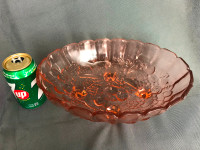 VINTAGE/GLASS  AMBRE/PINK 4 FOOTED LARGE OVAL SERVING BOWL