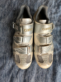 Woman's Giro Road Cycling Shoes Carbon
