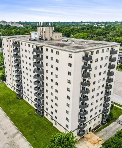 Private furnished bedroom available in a student apartment at 75 Ann Street, London, ON for the summ...
