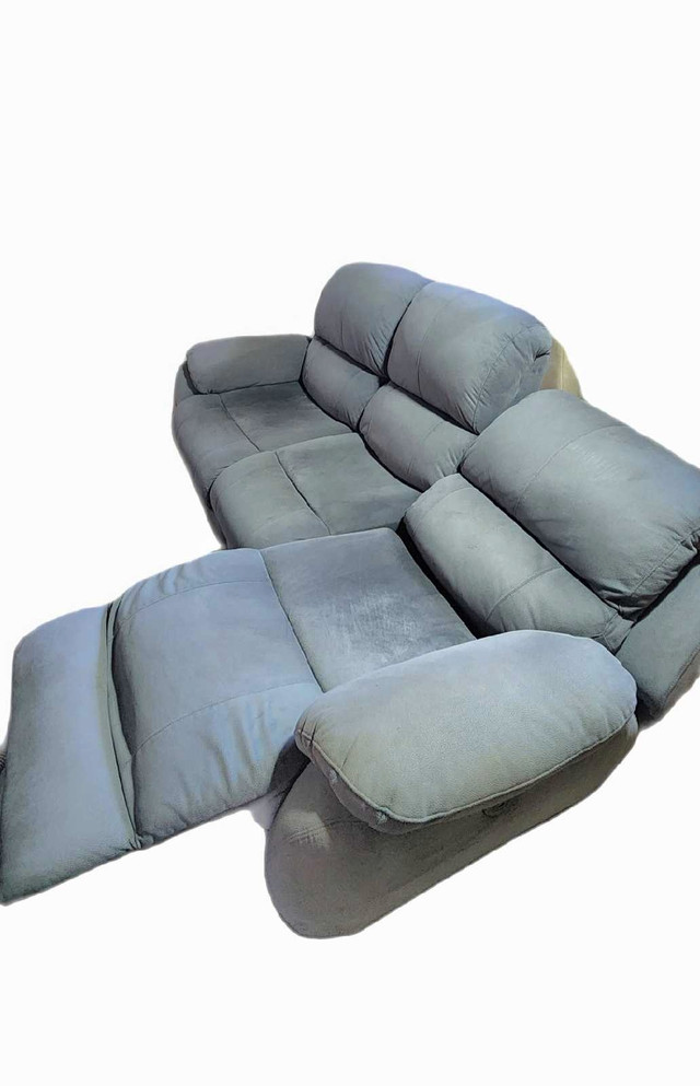 FREE DELIVERY Comfy Modern Grey Power Recliner 3 Seater Sofa in Couches & Futons in Richmond - Image 4