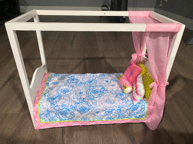 Our Generation Sweet Canopy Bed in Toys & Games in Windsor Region - Image 3