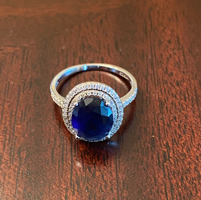 Sapphire Sterling Silver Ring in Jewellery & Watches in Mississauga / Peel Region - Image 2