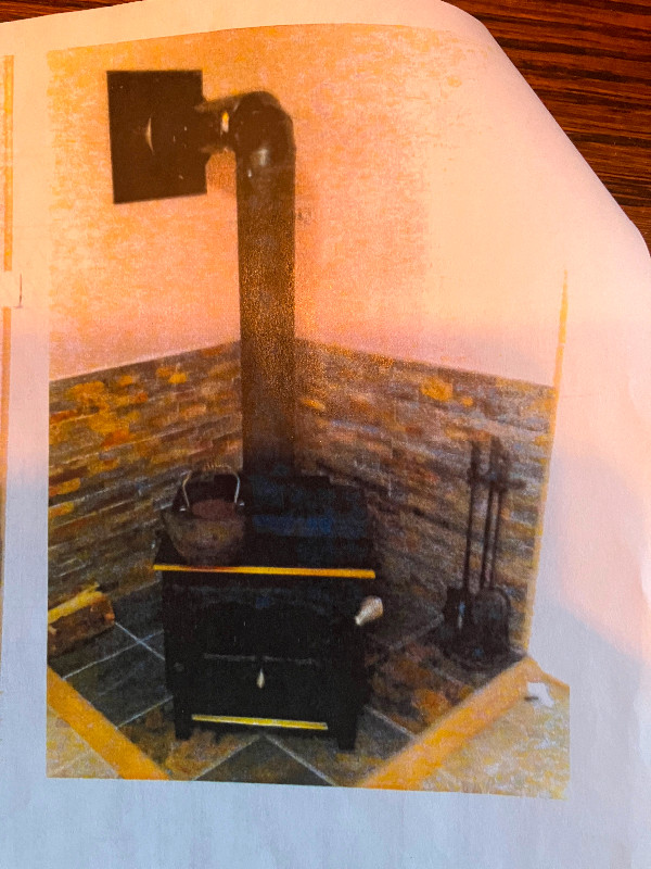 Wood stove in Fireplace & Firewood in Strathcona County - Image 4