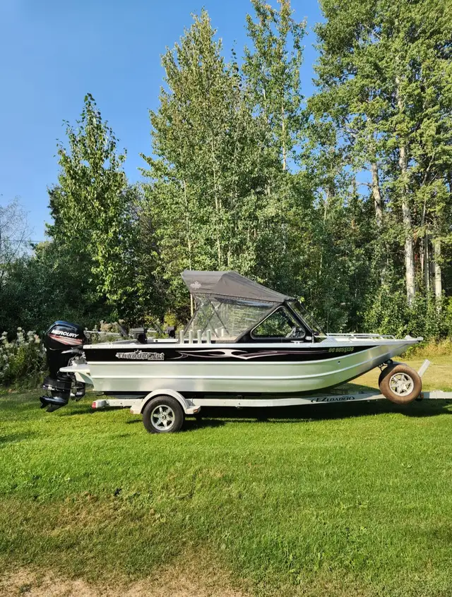 2015 Thunder Jet Hawk 185 in Powerboats & Motorboats in Prince George - Image 3